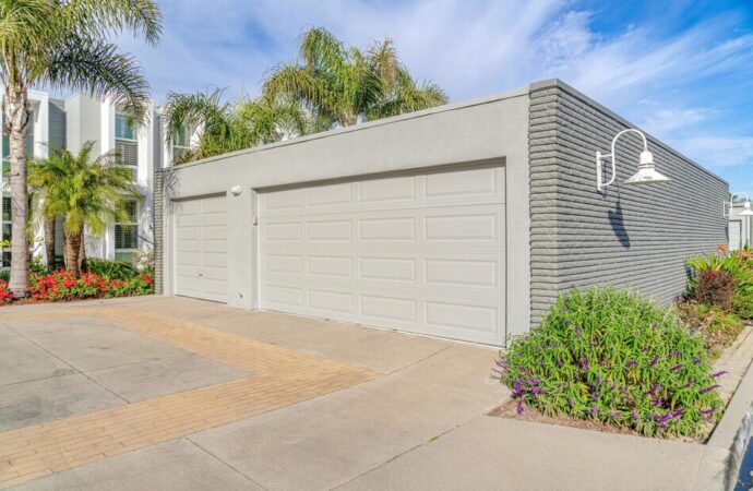 Hurricane Impact Garage Doors - Florida Gulf Coast Impact Window and Door Systems